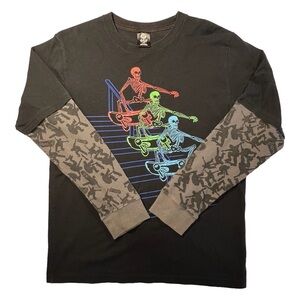 Three Skeletons Skateboarding Down Stair Rail T Shirt Size Youth XX-Large (18)